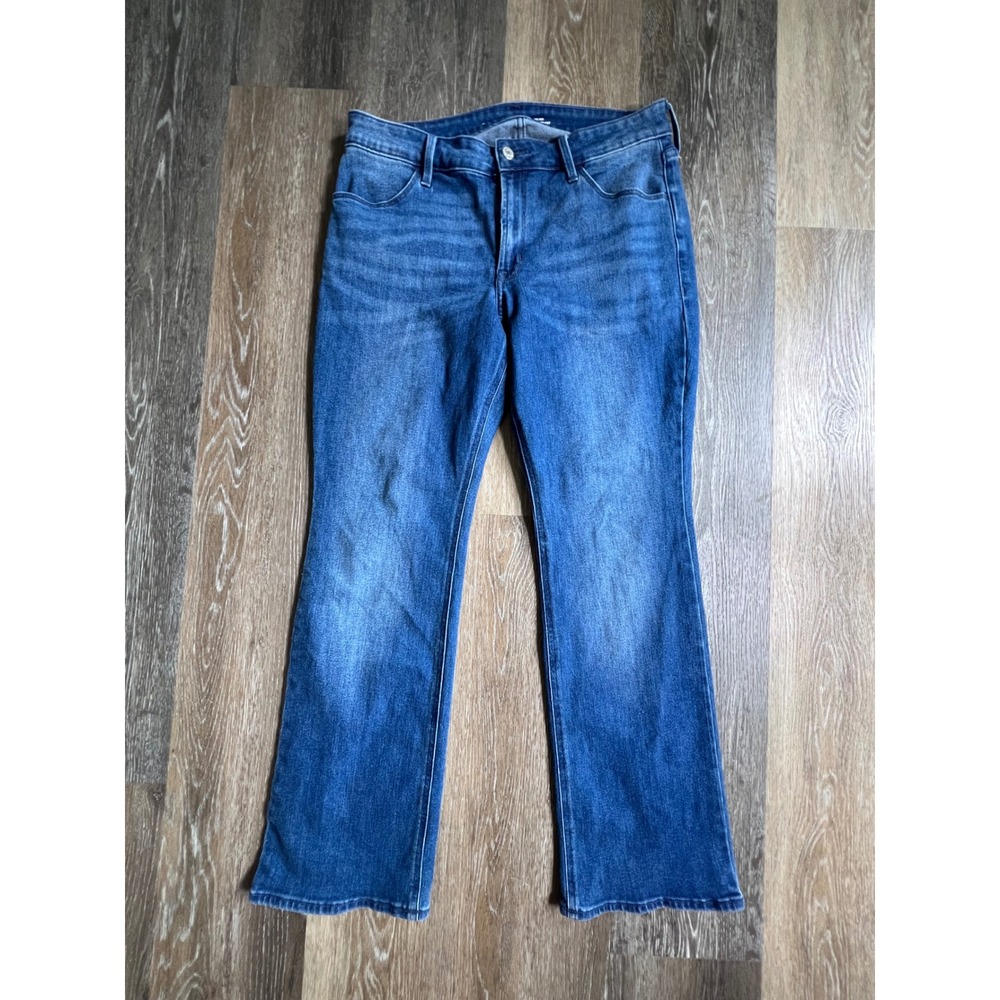Old Navy Jeans Women 12 Short Blue Mid-Rise Wow Boot-Cut Medium Wash Stretch